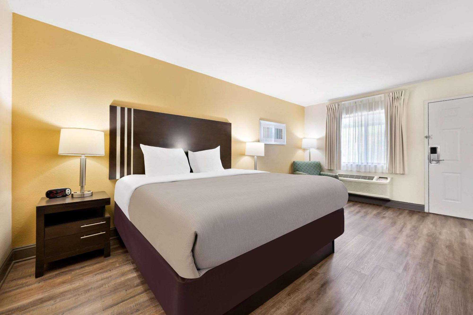 Quality Inn Pelham I-65 Exit 246 Esterno foto
