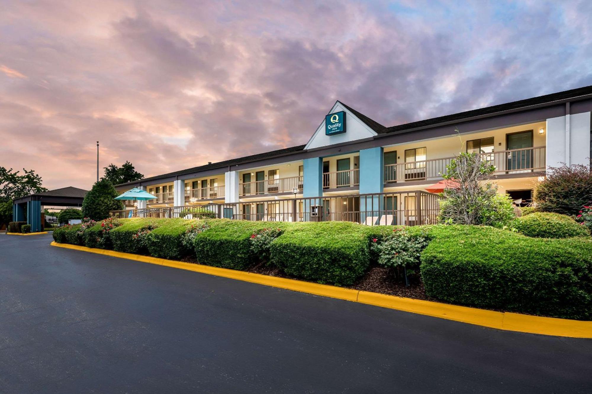 Quality Inn Pelham I-65 Exit 246 Esterno foto